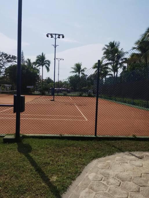 Condominio Wembley Tenis, Praia Das Toninhas, Ubatuba-Sp Екстер'єр фото